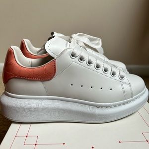 NWT Alexander McQueen oversized sneakers